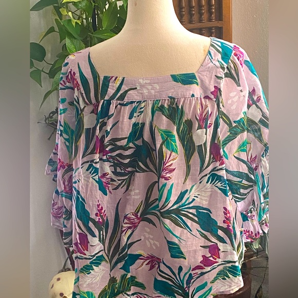 Terra & Sky Leafy Floral Blouse with Ruffle Sleeves - Picture 3 of 4